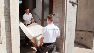 Das Bild zeigt eine Wohnungsauflösung durch Rümpelrando